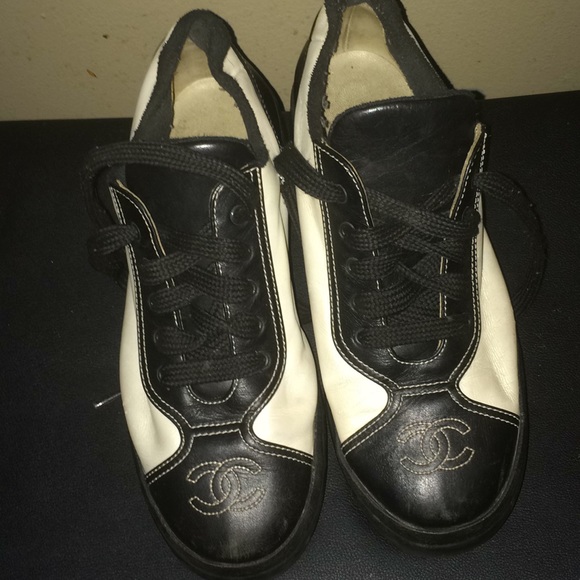 Chanel sneakers - Picture 1 of 4